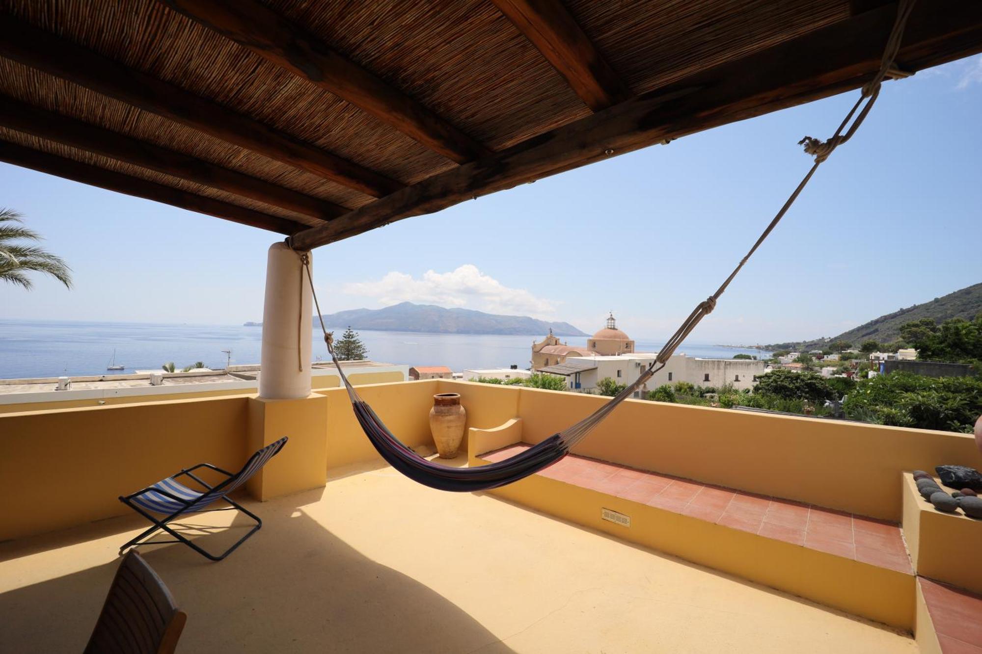 Hotel Arcangelo - Salina ซานตา มาริน่า ซาลินา ภายนอก รูปภาพ