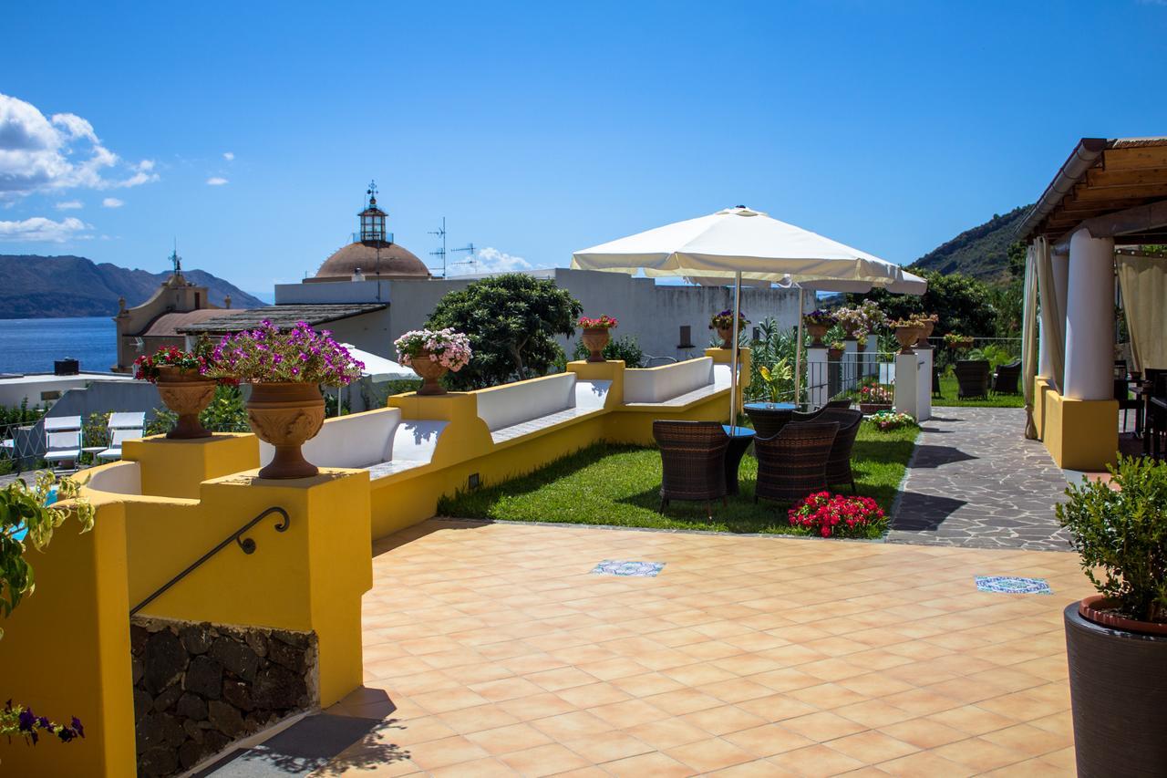 Hotel Arcangelo - Salina ซานตา มาริน่า ซาลินา ภายนอก รูปภาพ