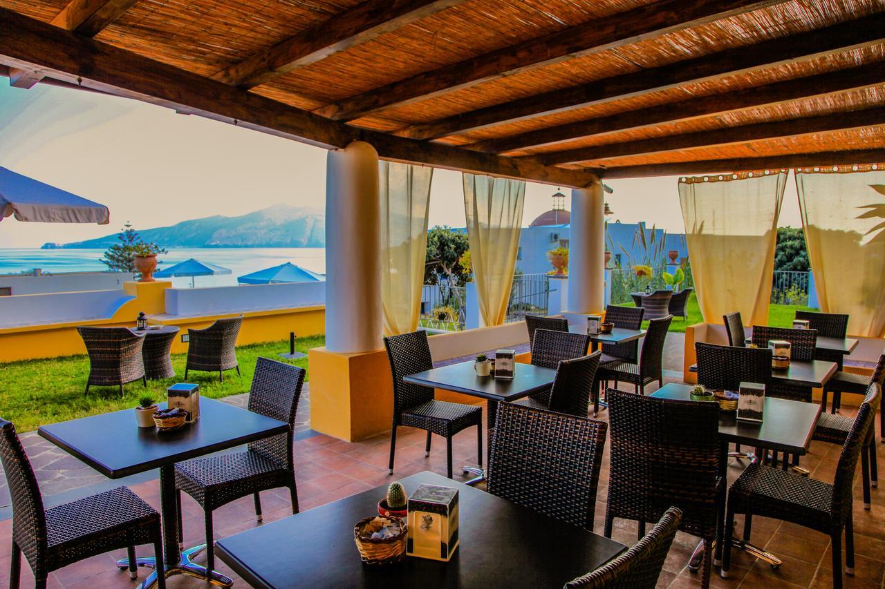 Hotel Arcangelo - Salina ซานตา มาริน่า ซาลินา ภายนอก รูปภาพ